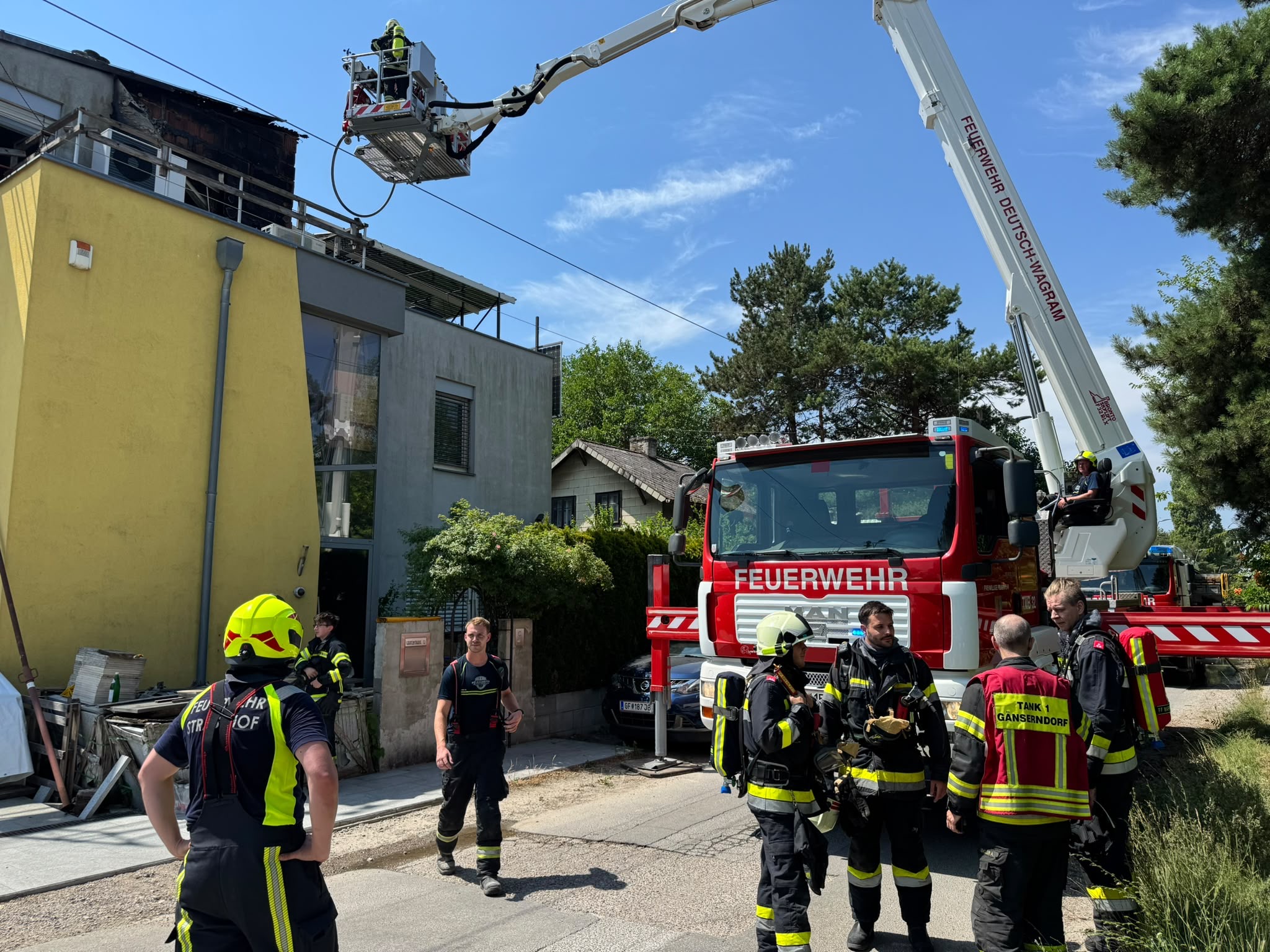 B3 – Gebäudebrand Strasshof | 1. Juli 2026